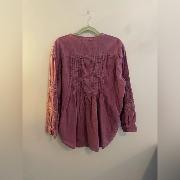 Sundance Maroon Loose Fitting Blouse with Sleeves - Picture 4 of 4